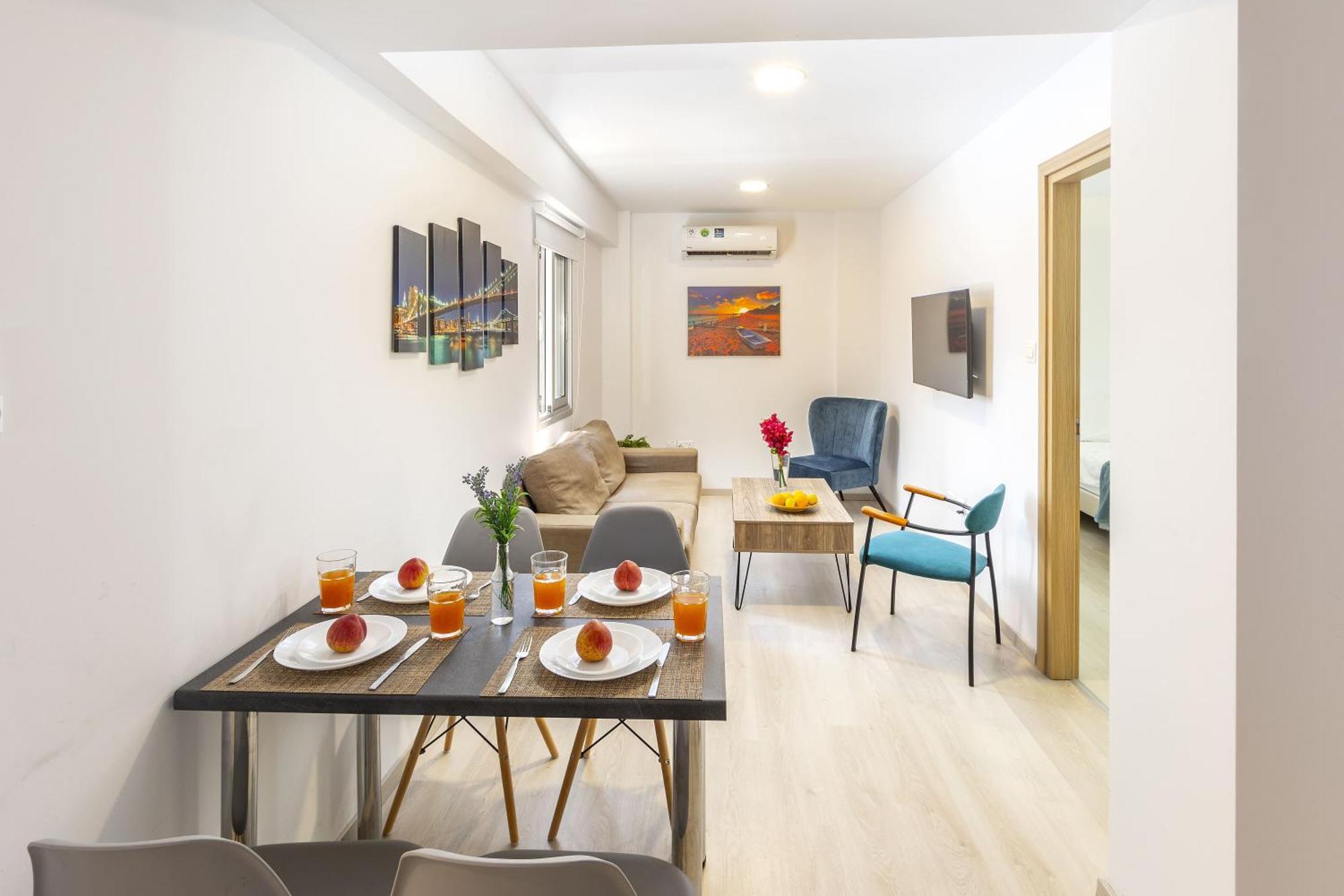 C-Premium Apts 100M From Beach And City Centre Ларнака Екстериор снимка