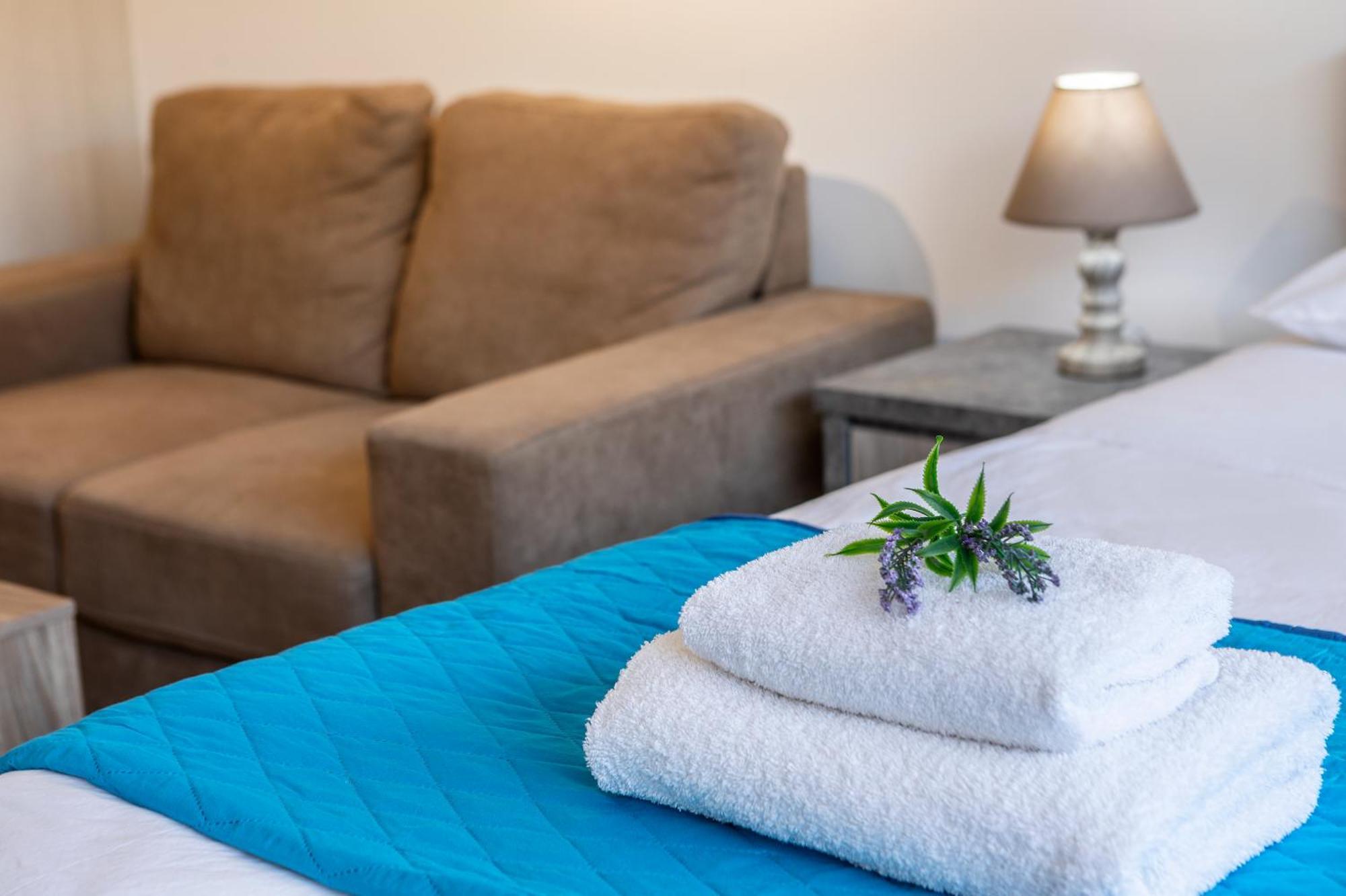 C-Premium Apts 100M From Beach And City Centre Ларнака Екстериор снимка