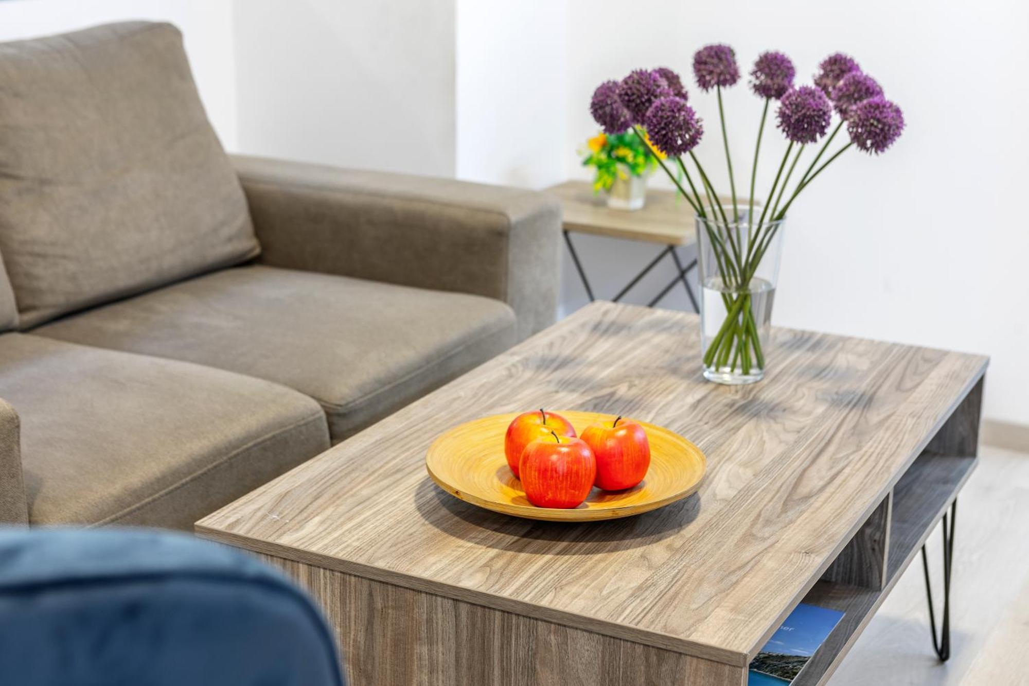 C-Premium Apts 100M From Beach And City Centre Ларнака Екстериор снимка